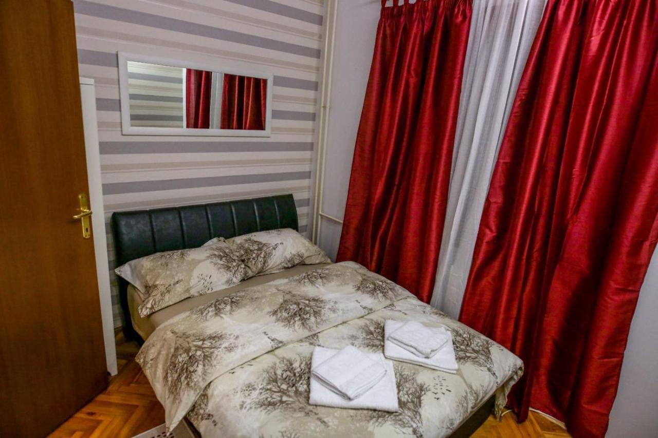 Silver Zarkovo Luaran gambar